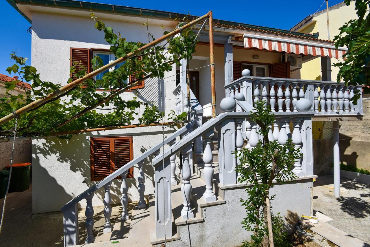 Lana Apartman Zara Esterno foto