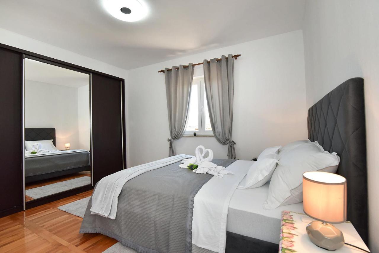 Lana Apartman Zara Esterno foto